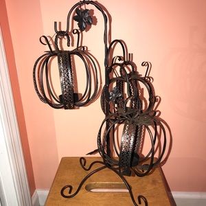 Three pumpkin tea light